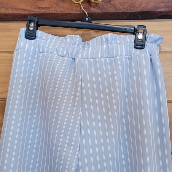 SOHO Apparel stretch slacks - Picture 3 of 9